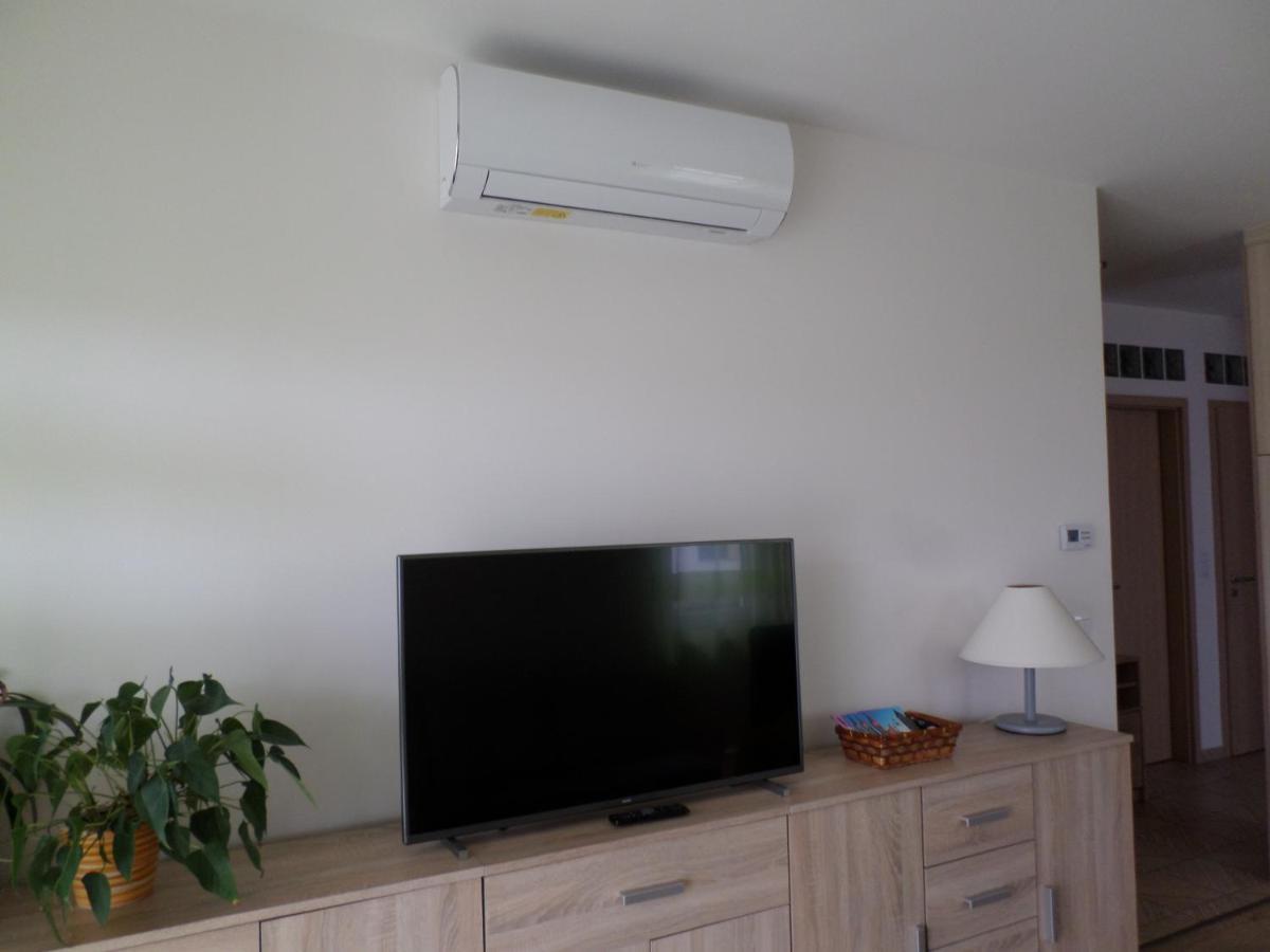 Lakoparki Apartman Veszprém Exterior foto