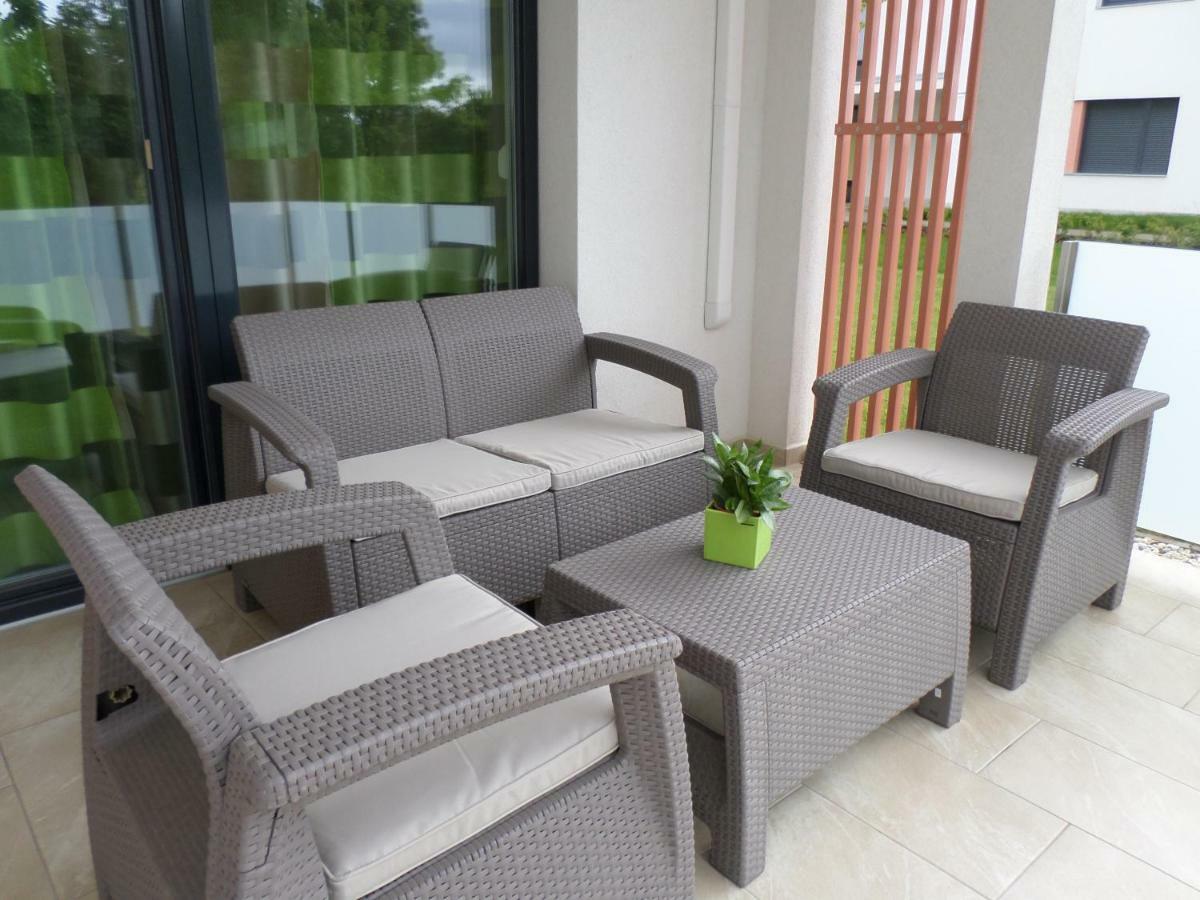Lakoparki Apartman Veszprém Exterior foto
